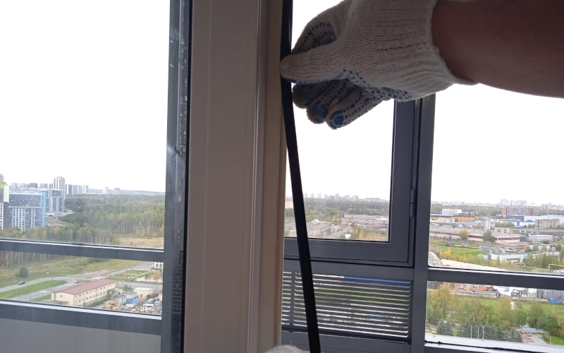 remont-okna-015 zamena uplotnitelya na oknakh<br />